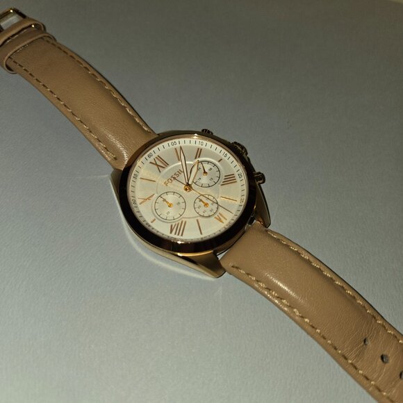 Fossil Fossil Women\'s Modern Courier Chronograph Tan Leather Watch fossil BQ1751